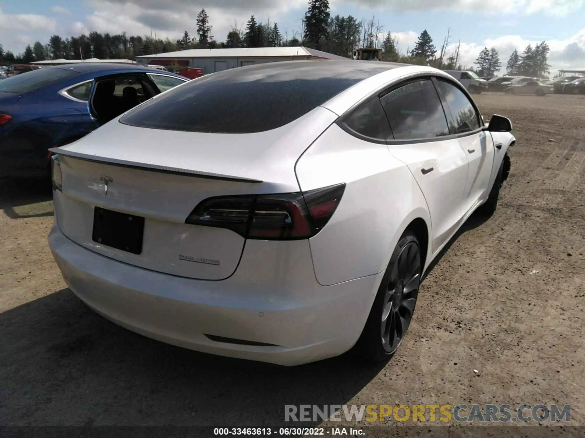 4 Photograph of a damaged car 5YJ3E1EC9MF071244 TESLA MODEL 3 2021