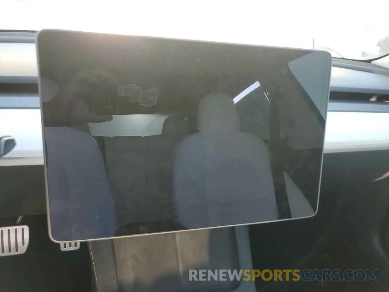 9 Photograph of a damaged car 5YJ3E1EC9MF875334 TESLA MODEL 3 2021