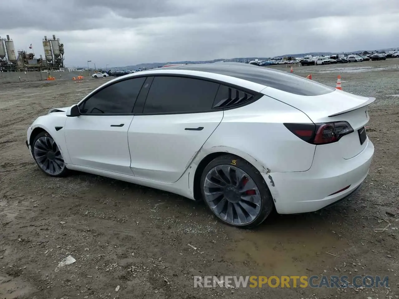 2 Photograph of a damaged car 5YJ3E1EC9MF935905 TESLA MODEL 3 2021