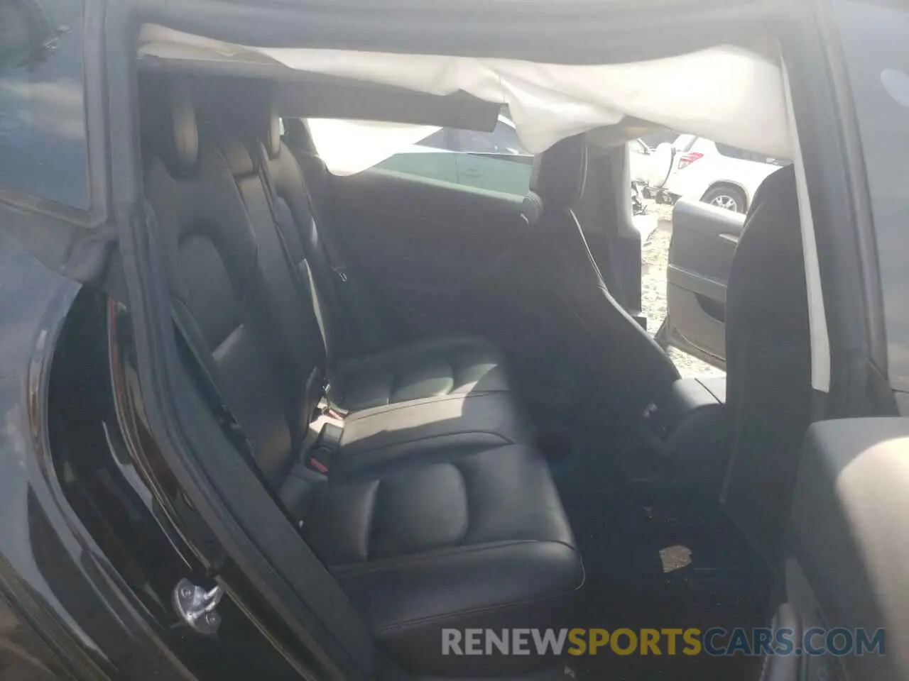 10 Photograph of a damaged car 5YJ3E1EC9MF991780 TESLA MODEL 3 2021
