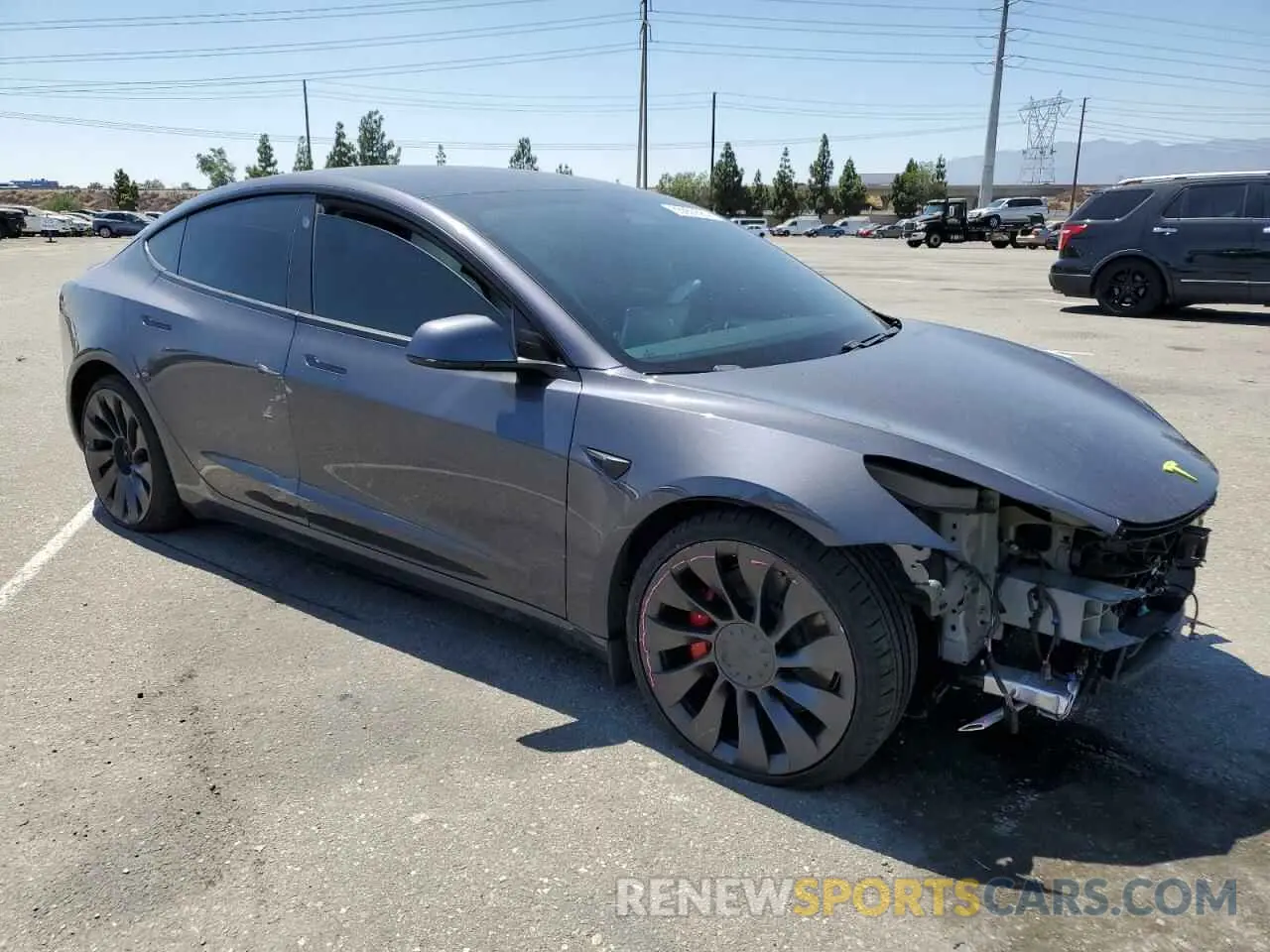 4 Photograph of a damaged car 5YJ3E1EC9MF995697 TESLA MODEL 3 2021