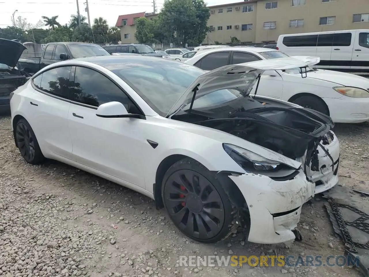 4 Photograph of a damaged car 5YJ3E1ECXMF050287 TESLA MODEL 3 2021