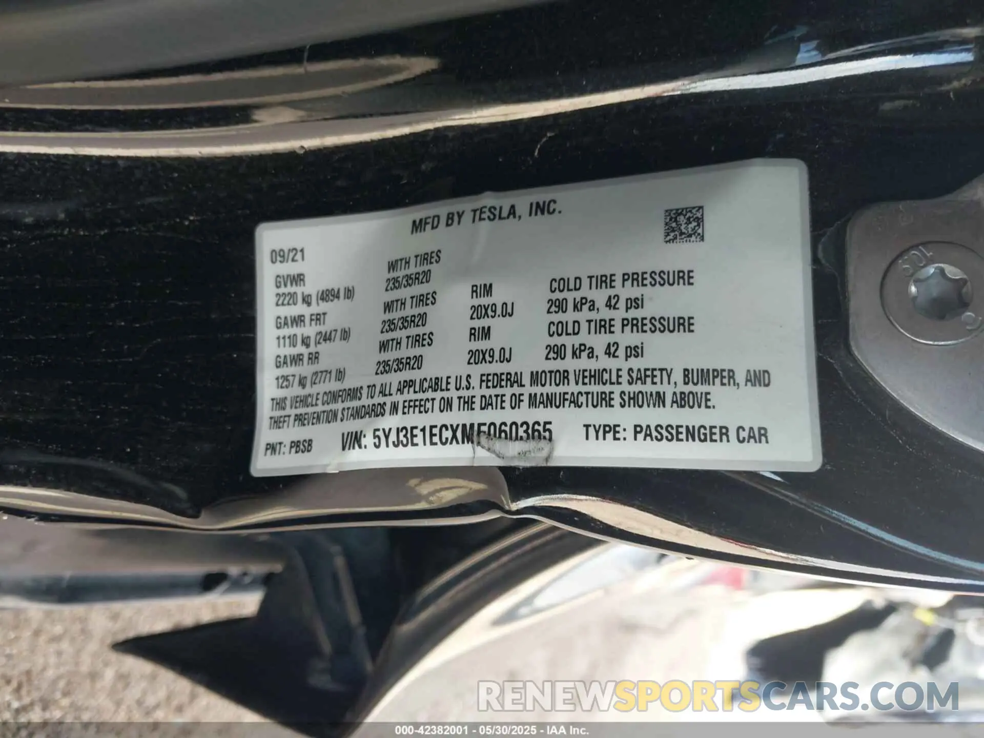 9 Photograph of a damaged car 5YJ3E1ECXMF060365 TESLA MODEL 3 2021