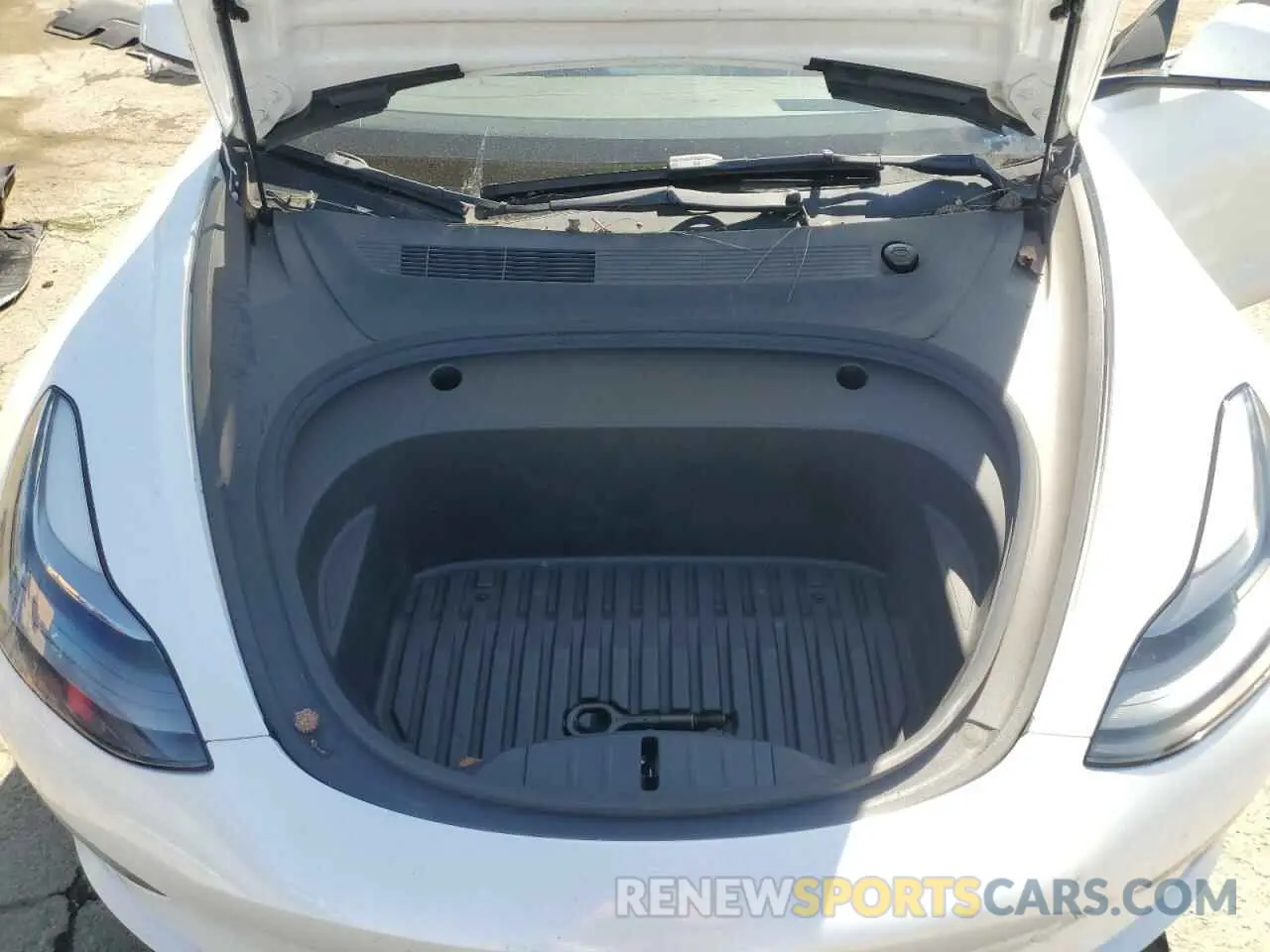 13 Photograph of a damaged car 5YJ3E1ECXMF091342 TESLA MODEL 3 2021