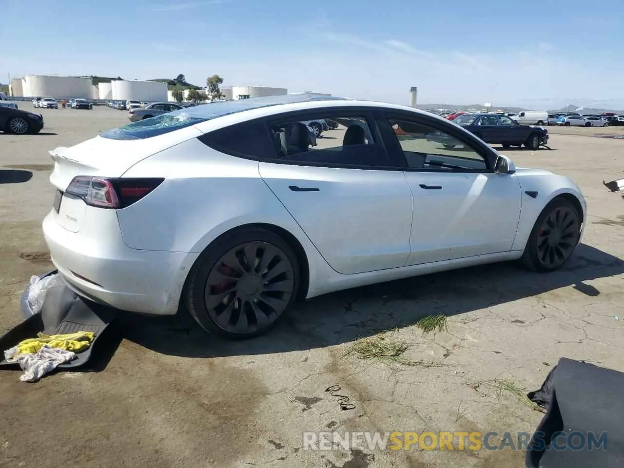 3 Photograph of a damaged car 5YJ3E1ECXMF091342 TESLA MODEL 3 2021