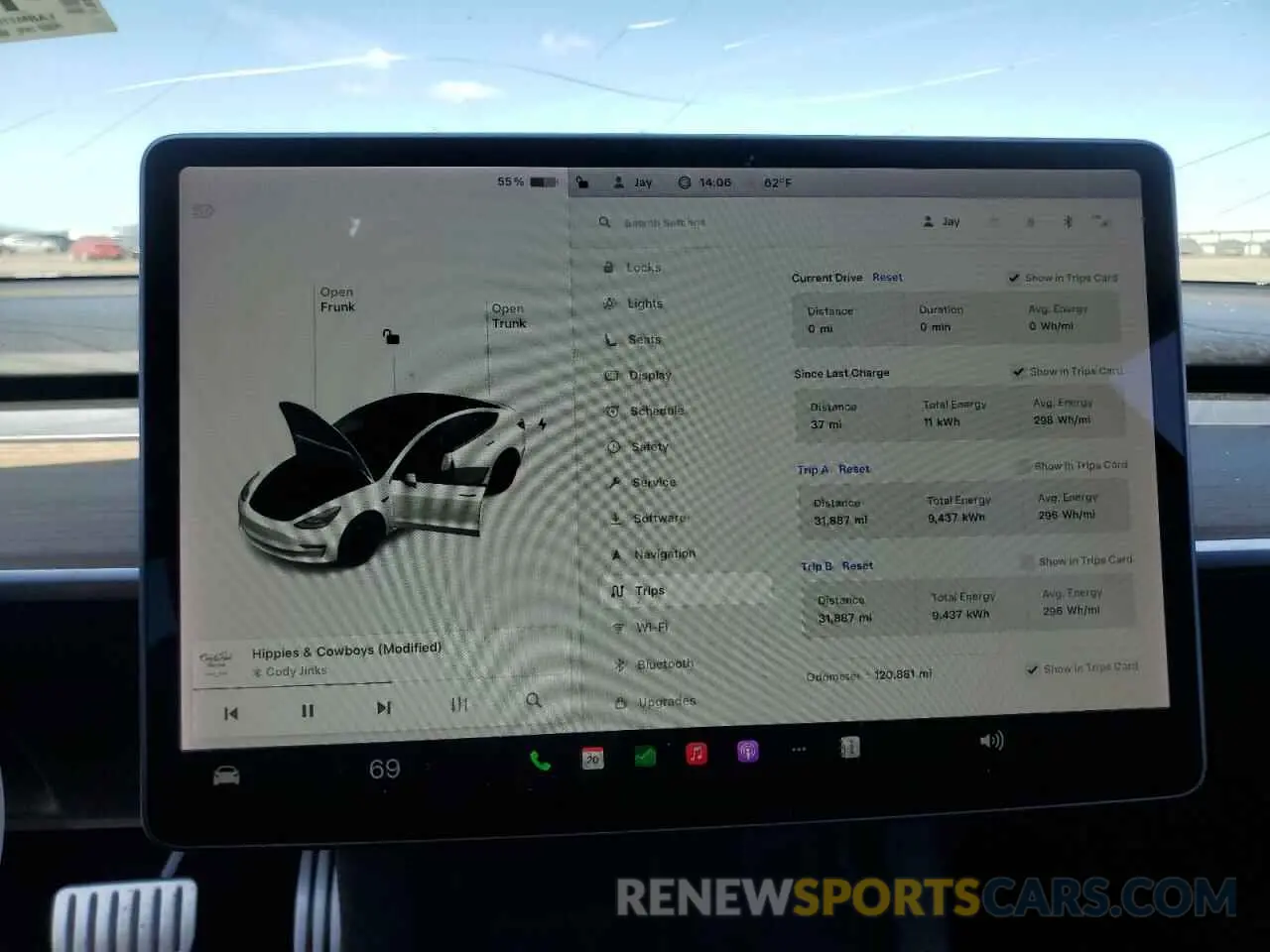 9 Photograph of a damaged car 5YJ3E1ECXMF091342 TESLA MODEL 3 2021