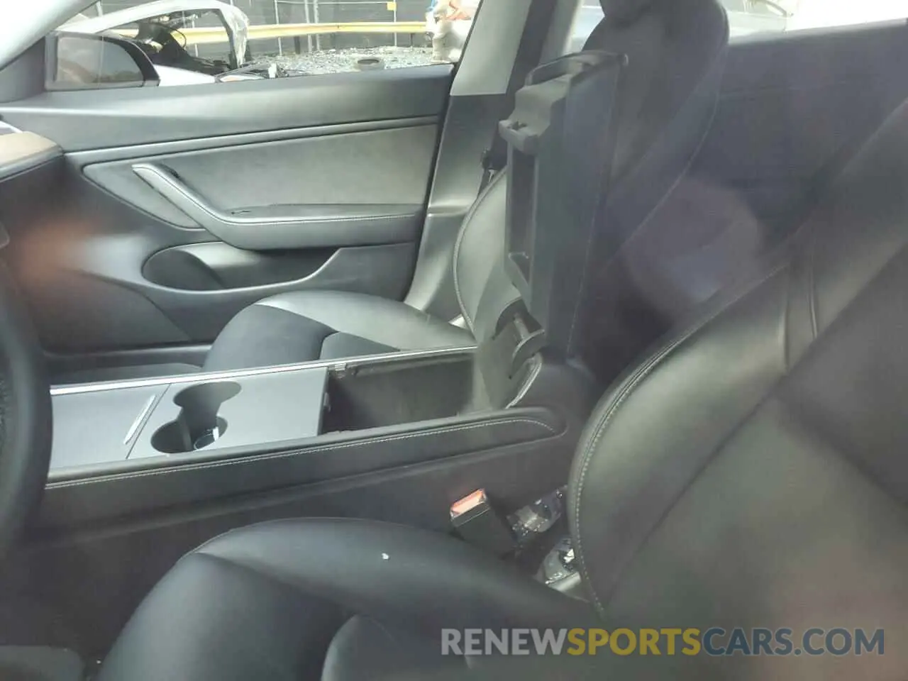 7 Photograph of a damaged car 5YJ3E1ECXMF914139 TESLA MODEL 3 2021