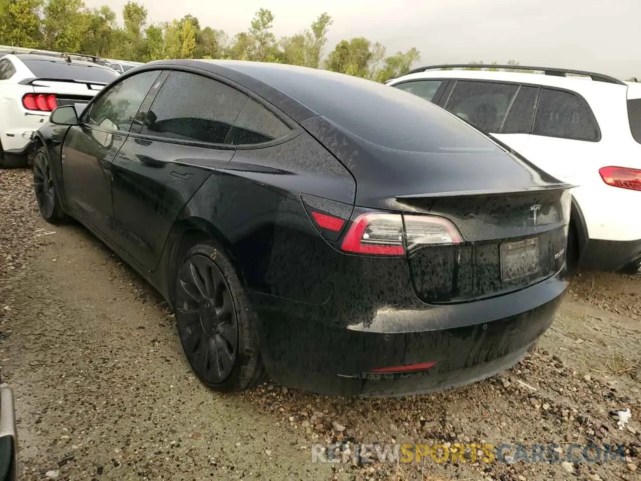 2 Photograph of a damaged car 5YJ3E1ECXMF926338 TESLA MODEL 3 2021
