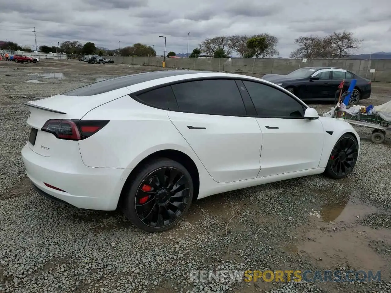 3 Photograph of a damaged car 5YJ3E1ECXMF936349 TESLA MODEL 3 2021