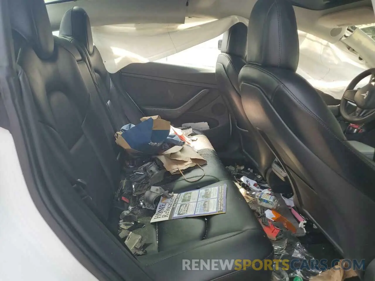 10 Photograph of a damaged car 5YJ3E1EA0NF156411 TESLA MODEL 3 2022