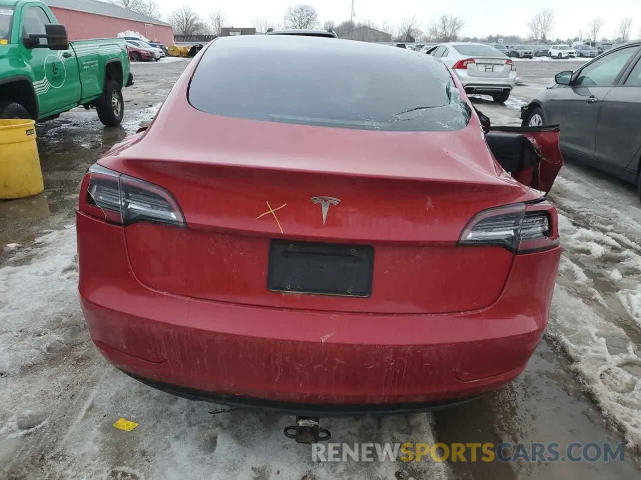 6 Photograph of a damaged car 5YJ3E1EA0NF157719 TESLA MODEL 3 2022