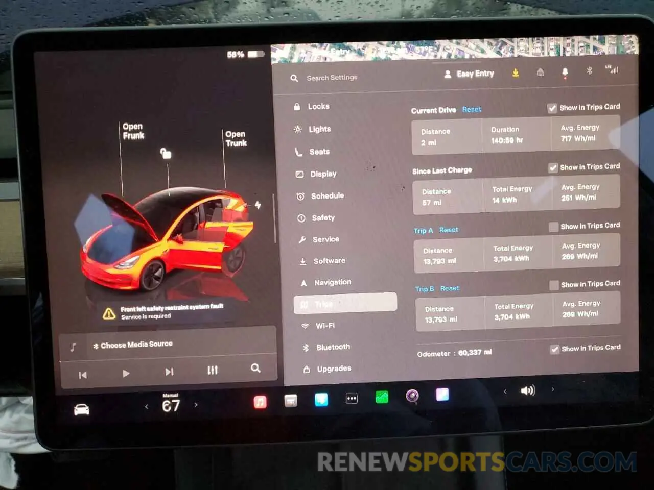 9 Photograph of a damaged car 5YJ3E1EA0NF185701 TESLA MODEL 3 2022