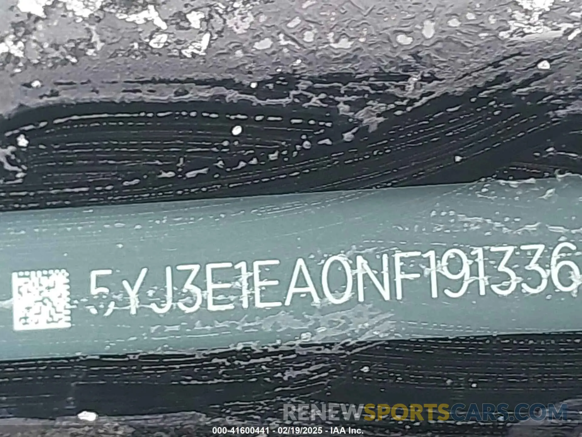 18 Photograph of a damaged car 5YJ3E1EA0NF191336 TESLA MODEL 3 2022