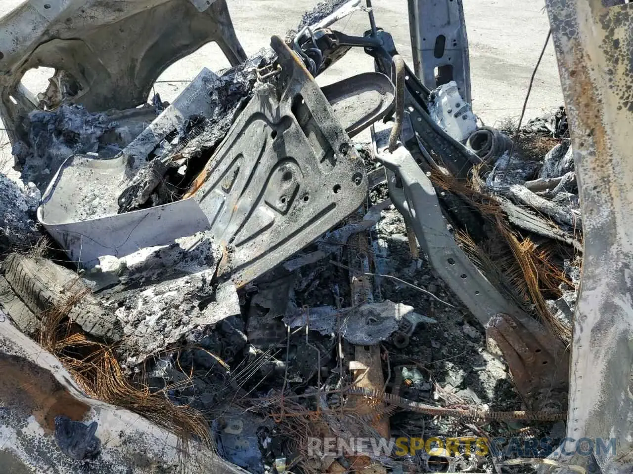10 Photograph of a damaged car 5YJ3E1EA0NF200861 TESLA MODEL 3 2022