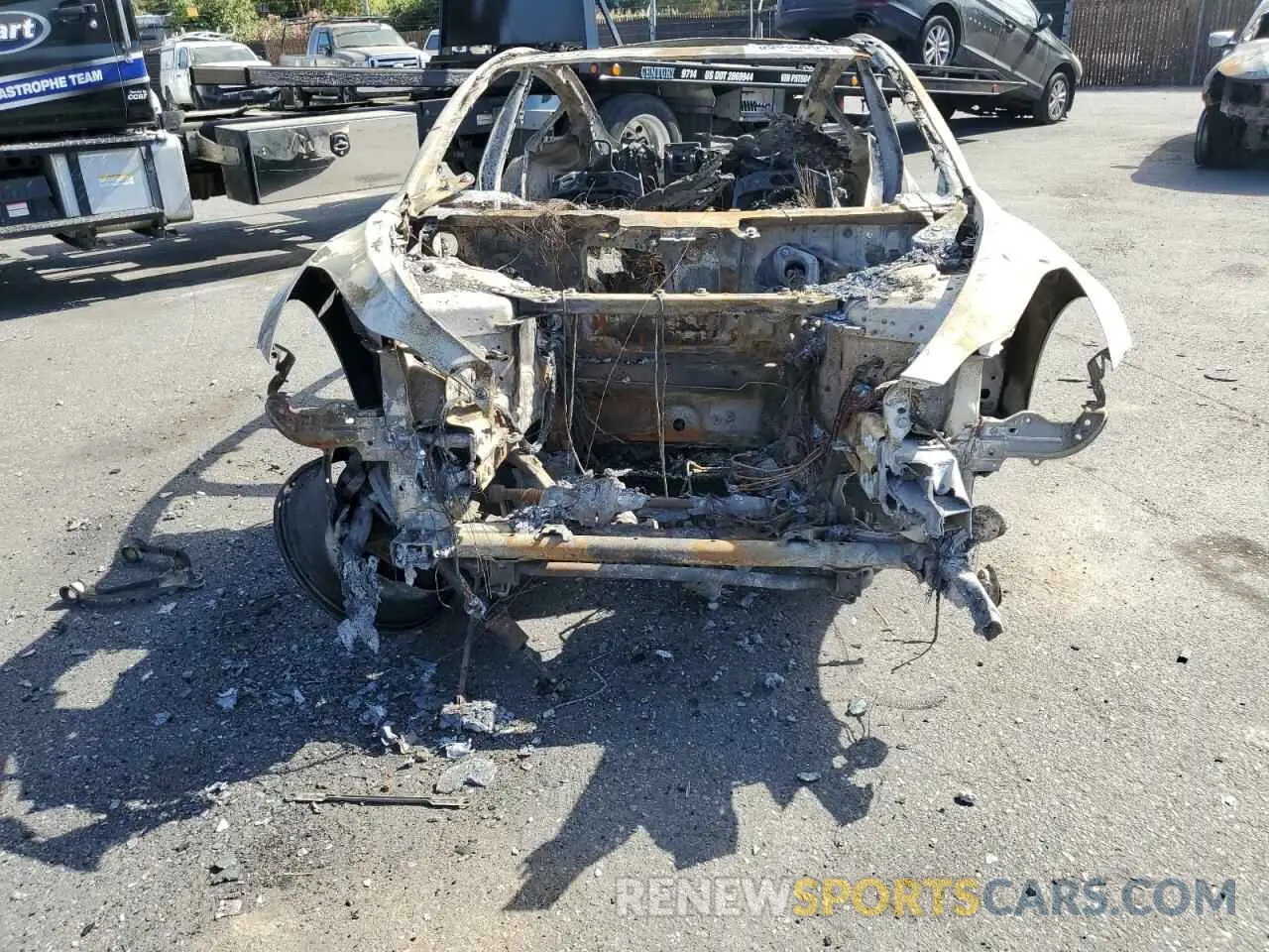 5 Photograph of a damaged car 5YJ3E1EA0NF200861 TESLA MODEL 3 2022