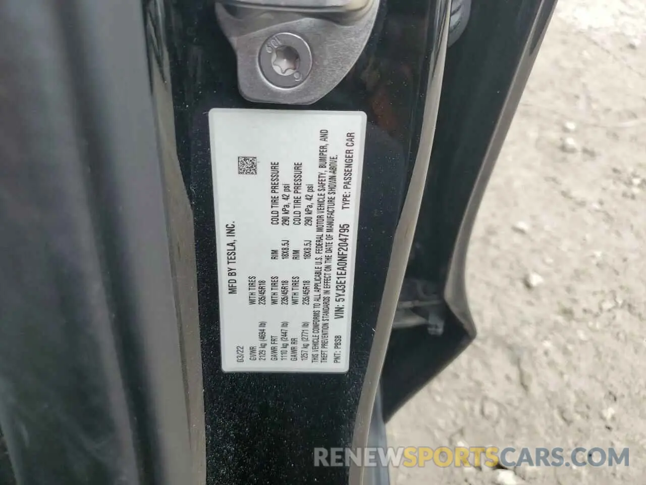 13 Photograph of a damaged car 5YJ3E1EA0NF204795 TESLA MODEL 3 2022