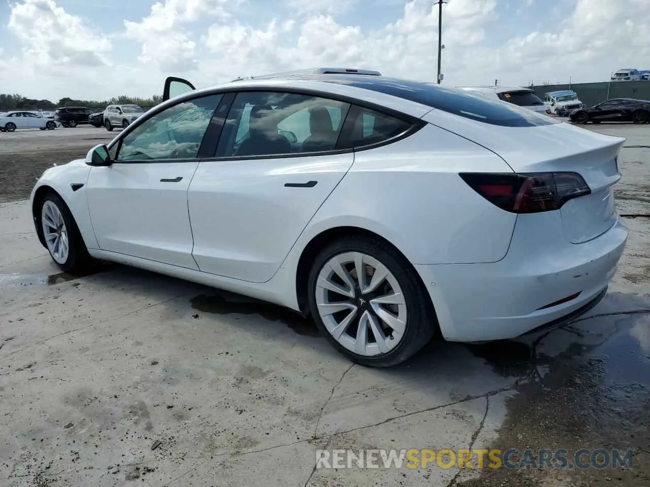 2 Photograph of a damaged car 5YJ3E1EA0NF287788 TESLA MODEL 3 2022