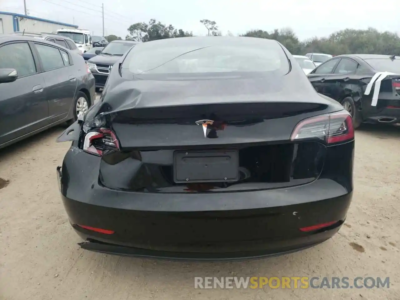 6 Photograph of a damaged car 5YJ3E1EA0NF288407 TESLA MODEL 3 2022