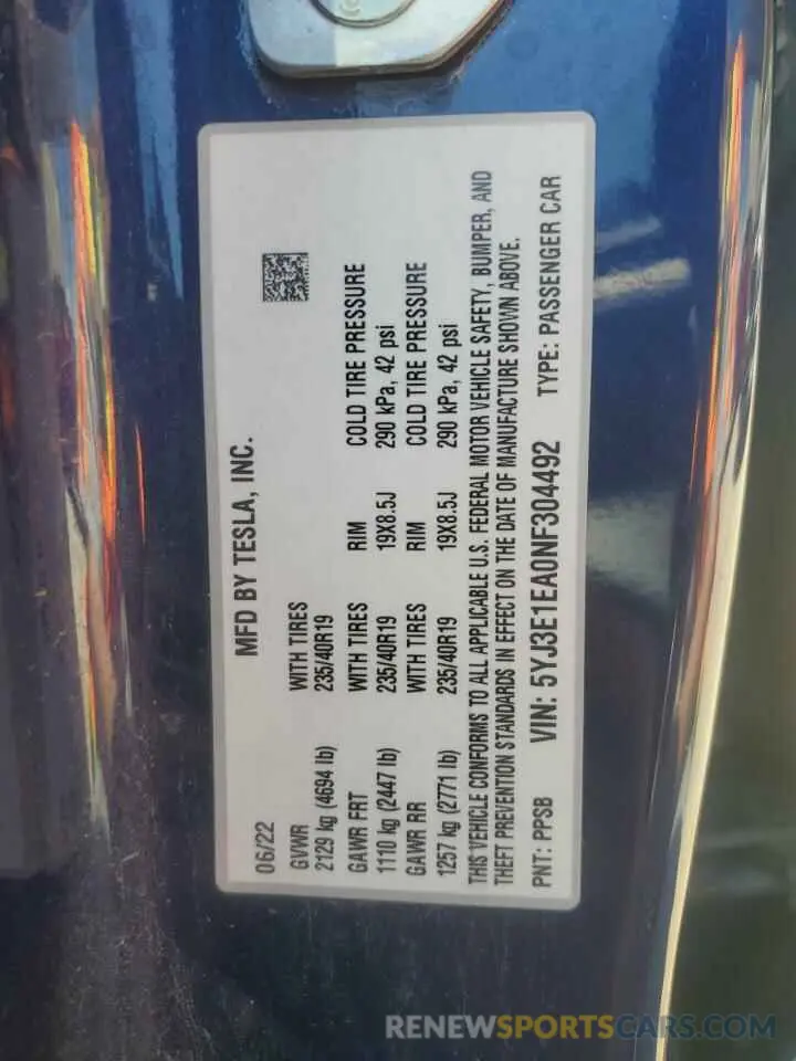 12 Photograph of a damaged car 5YJ3E1EA0NF304492 TESLA MODEL 3 2022