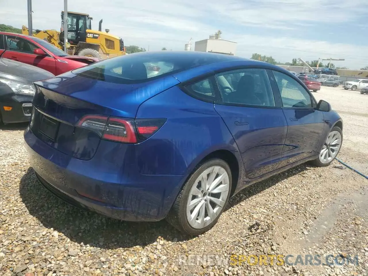 3 Photograph of a damaged car 5YJ3E1EA0NF304492 TESLA MODEL 3 2022