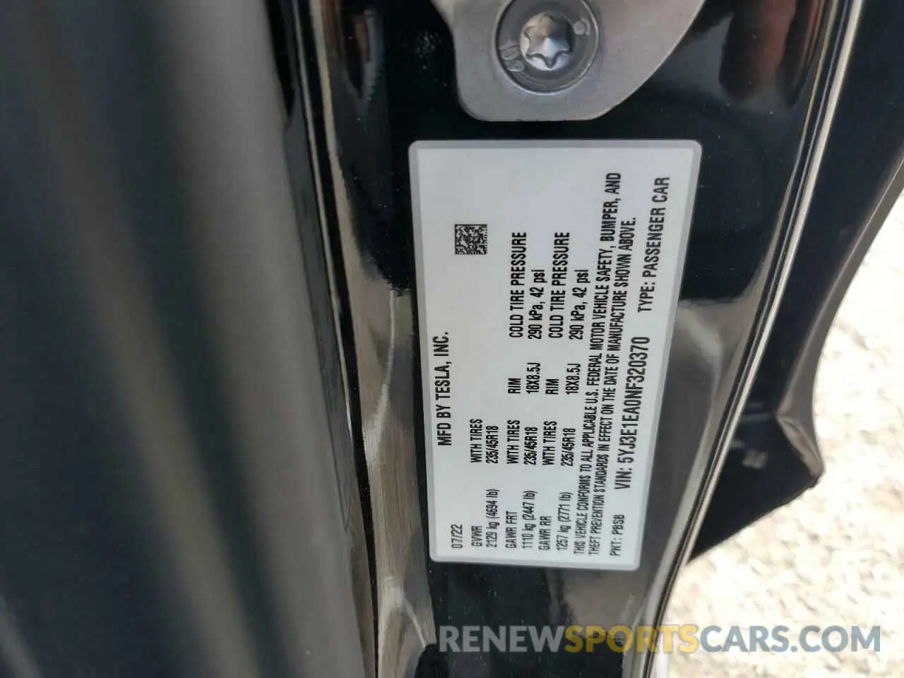 12 Photograph of a damaged car 5YJ3E1EA0NF320370 TESLA MODEL 3 2022