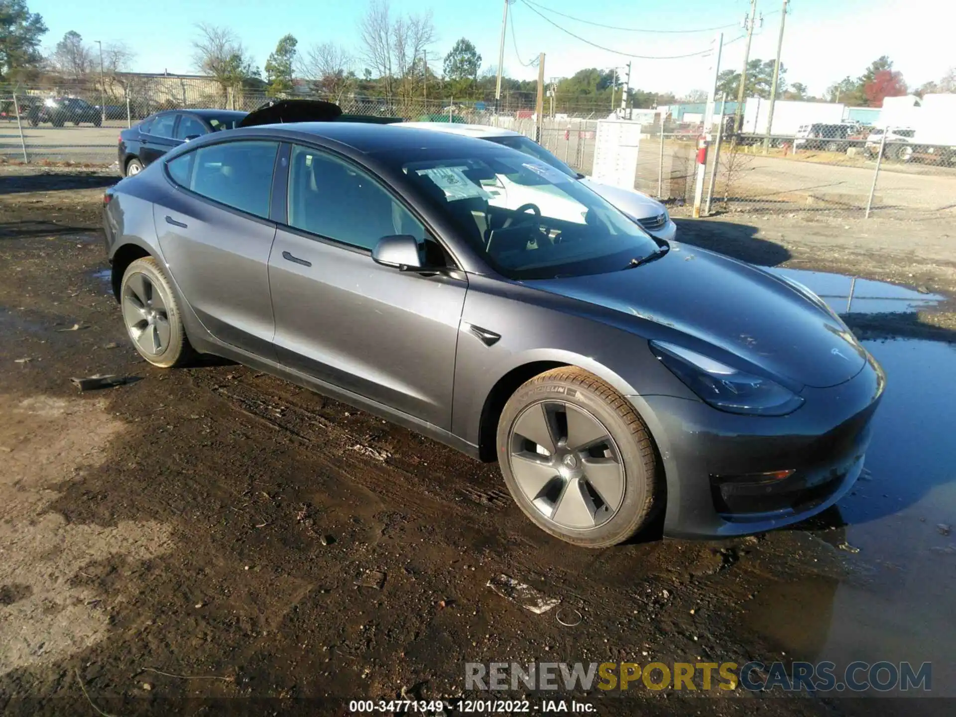 1 Photograph of a damaged car 5YJ3E1EA0NF331868 TESLA MODEL 3 2022