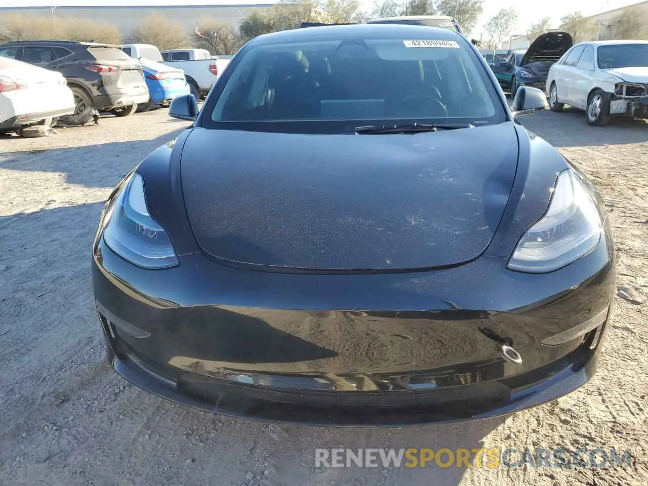 5 Photograph of a damaged car 5YJ3E1EA0NF358424 TESLA MODEL 3 2022