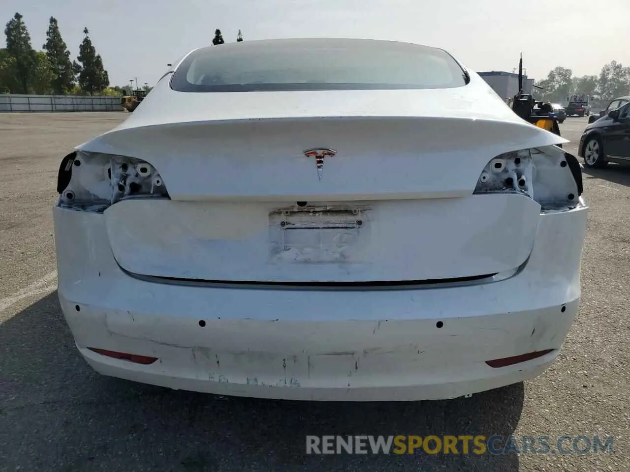 6 Photograph of a damaged car 5YJ3E1EA0NF360111 TESLA MODEL 3 2022