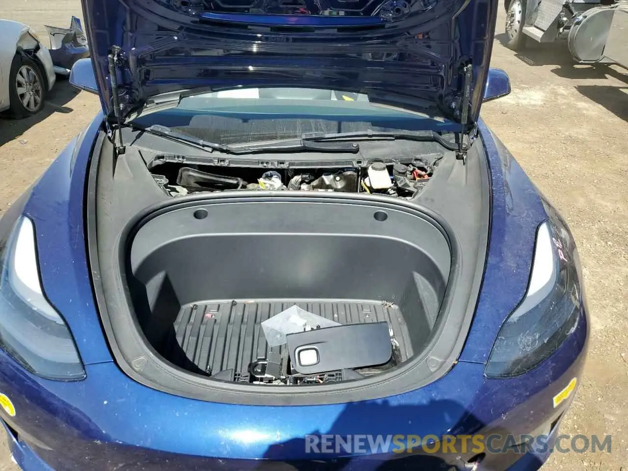 12 Photograph of a damaged car 5YJ3E1EA0NF361050 TESLA MODEL 3 2022