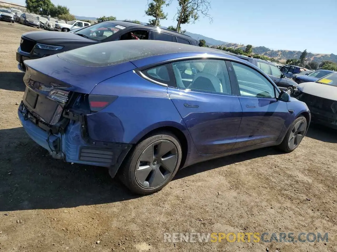 3 Photograph of a damaged car 5YJ3E1EA0NF361050 TESLA MODEL 3 2022