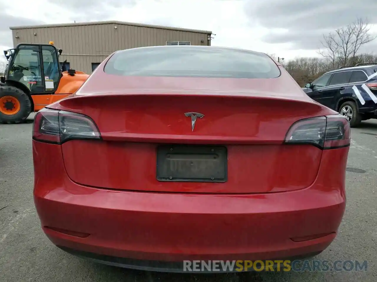 6 Photograph of a damaged car 5YJ3E1EA0NF368581 TESLA MODEL 3 2022