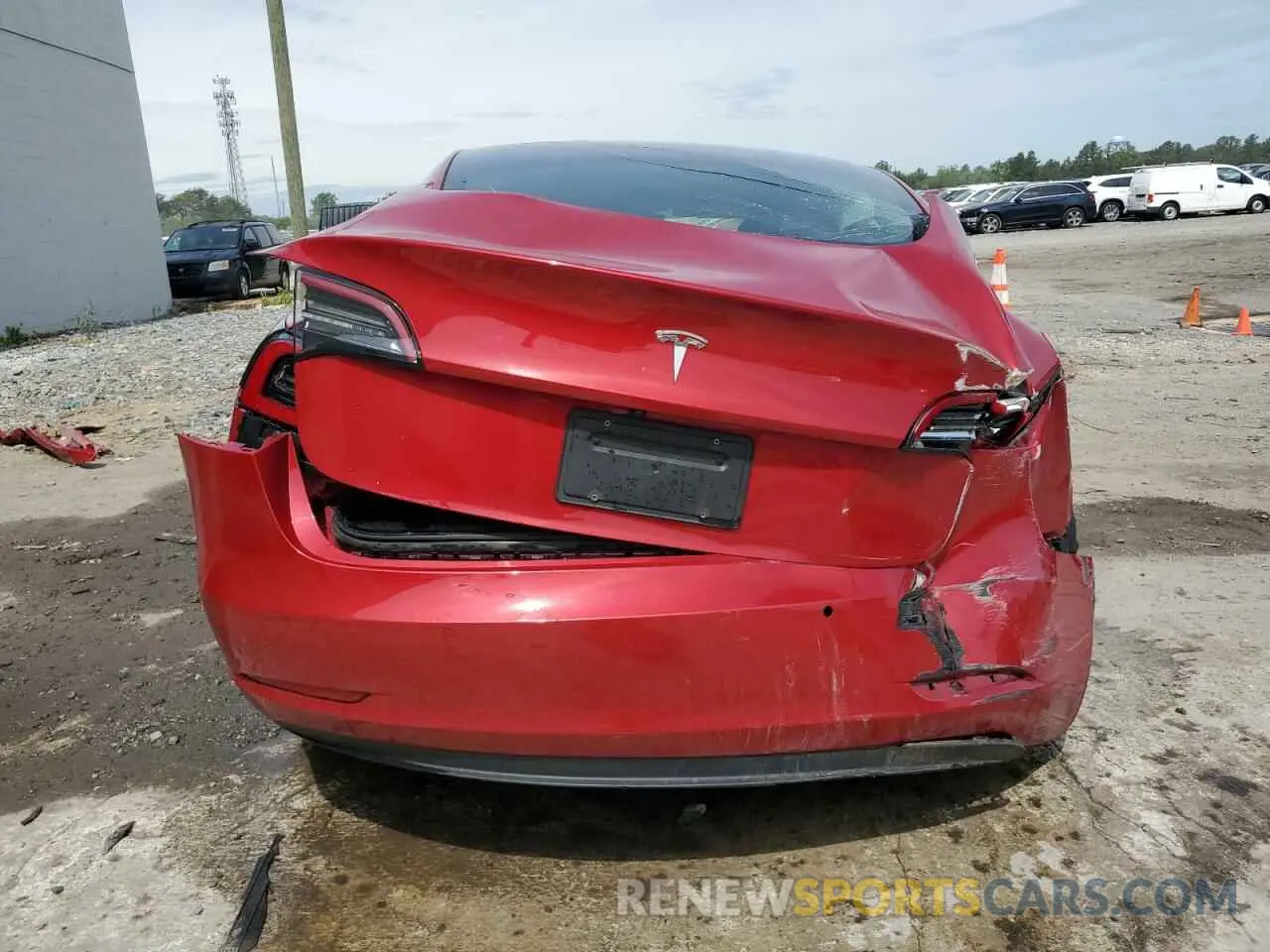 6 Photograph of a damaged car 5YJ3E1EA0NF368841 TESLA MODEL 3 2022