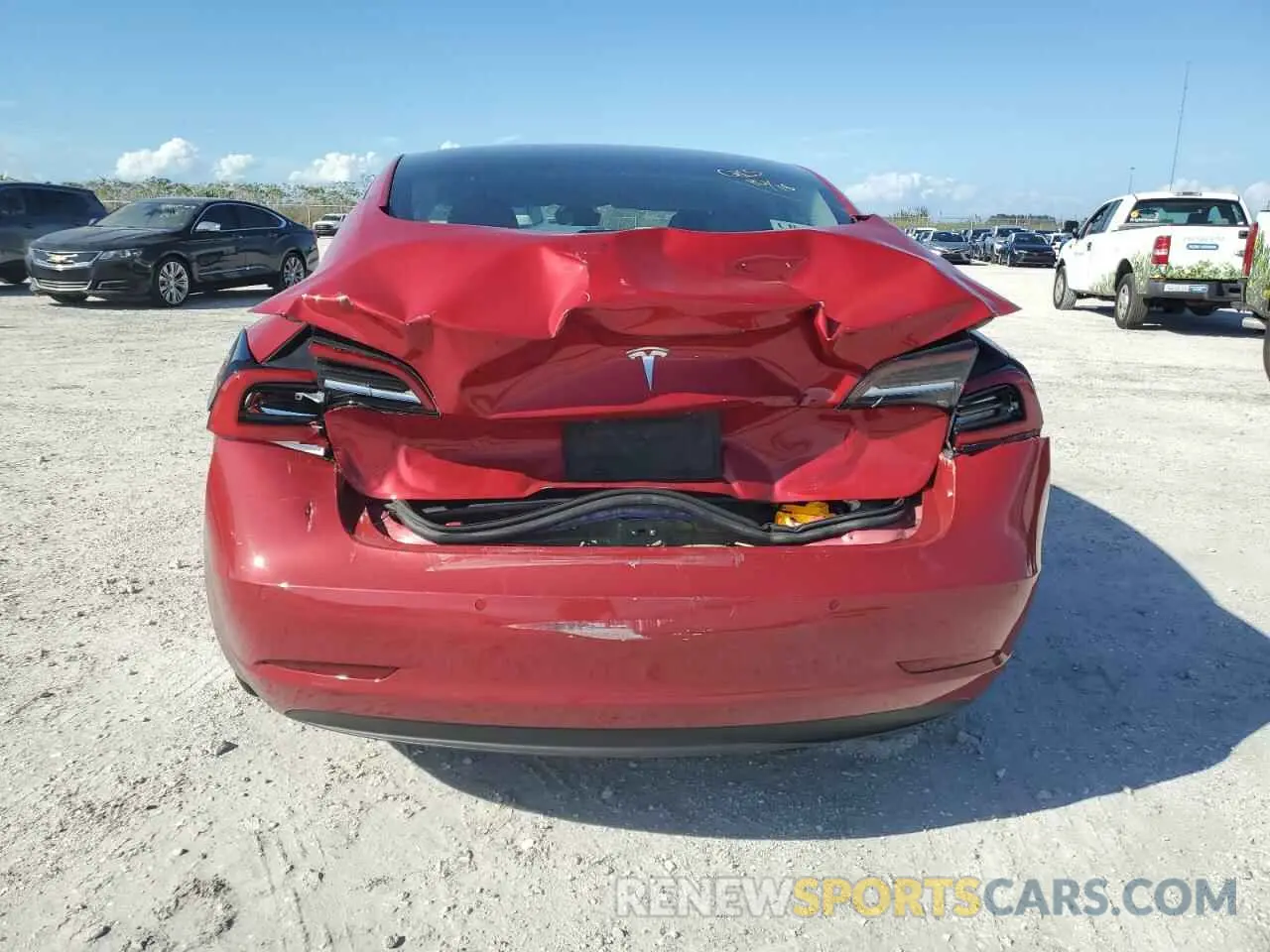 6 Photograph of a damaged car 5YJ3E1EA0NF368886 TESLA MODEL 3 2022