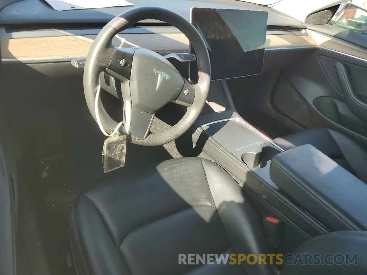 8 Photograph of a damaged car 5YJ3E1EA0NF368886 TESLA MODEL 3 2022