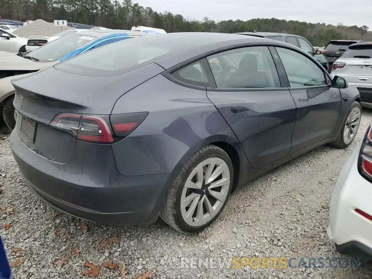 3 Photograph of a damaged car 5YJ3E1EA0NF369083 TESLA MODEL 3 2022