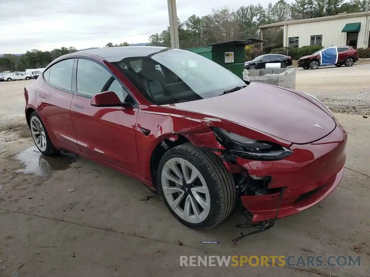 4 Photograph of a damaged car 5YJ3E1EA0NF370430 TESLA MODEL 3 2022