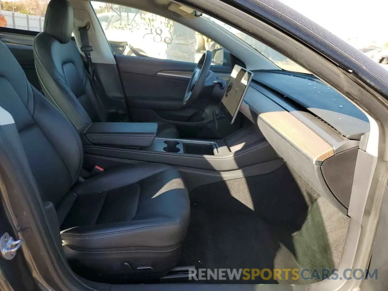 7 Photograph of a damaged car 5YJ3E1EA0NF370685 TESLA MODEL 3 2022