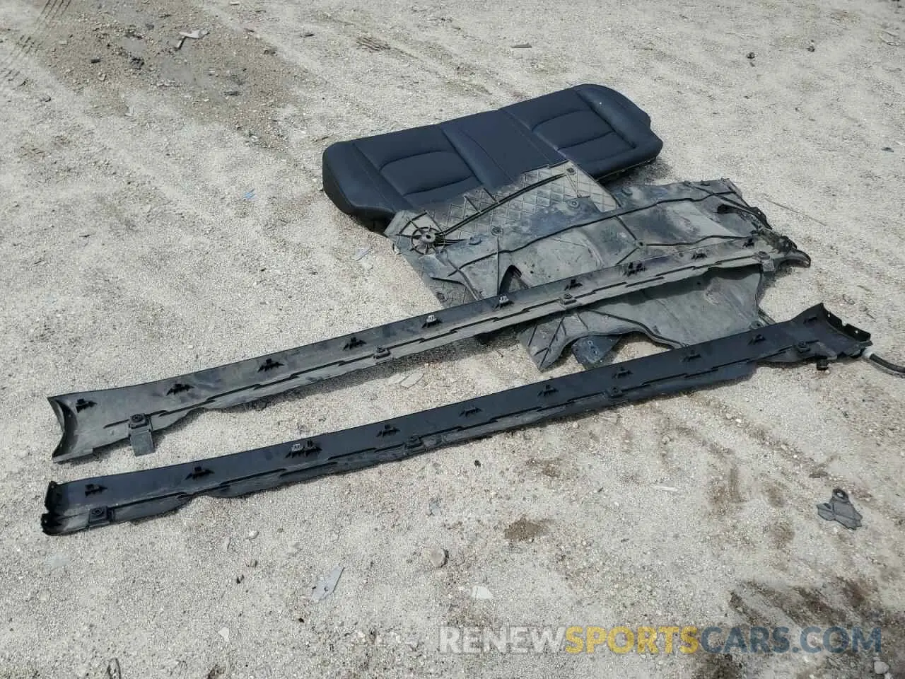 12 Photograph of a damaged car 5YJ3E1EA0NF371822 TESLA MODEL 3 2022