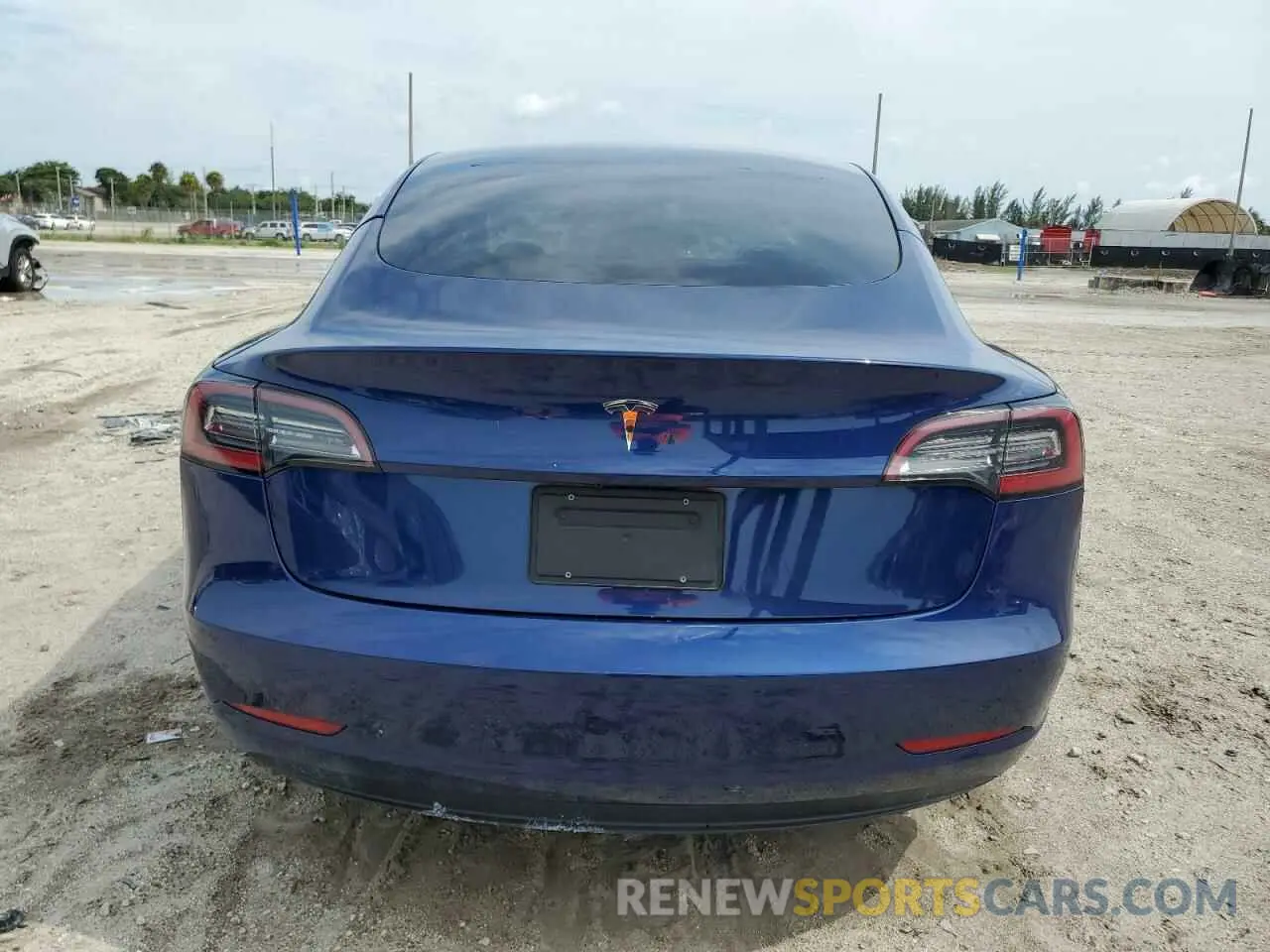 6 Photograph of a damaged car 5YJ3E1EA0NF371822 TESLA MODEL 3 2022