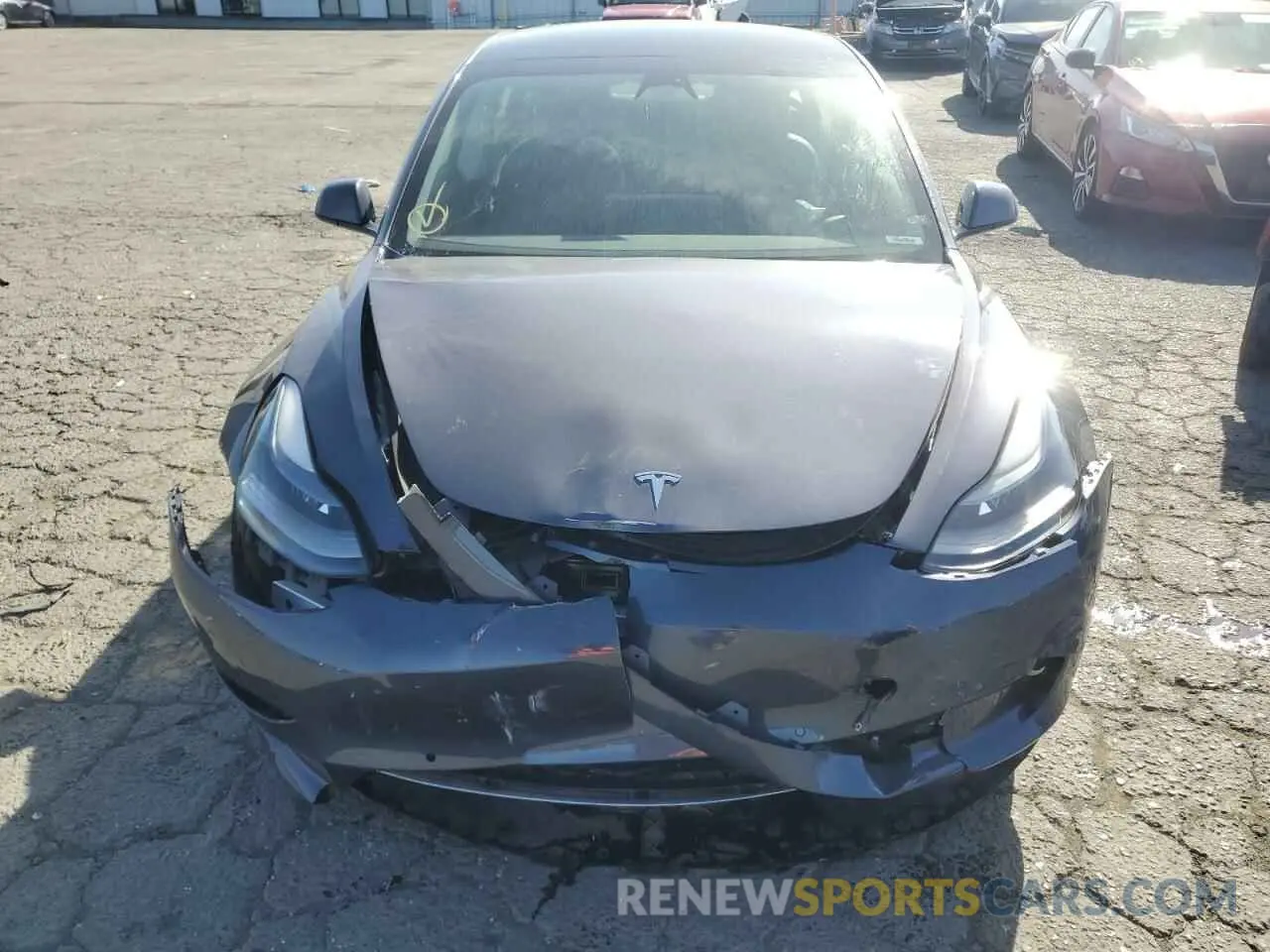 5 Photograph of a damaged car 5YJ3E1EA0NF374560 TESLA MODEL 3 2022