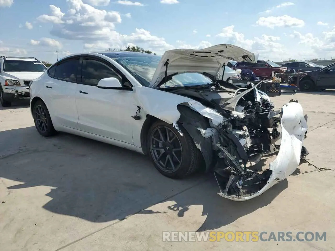 4 Photograph of a damaged car 5YJ3E1EA1NF101515 TESLA MODEL 3 2022