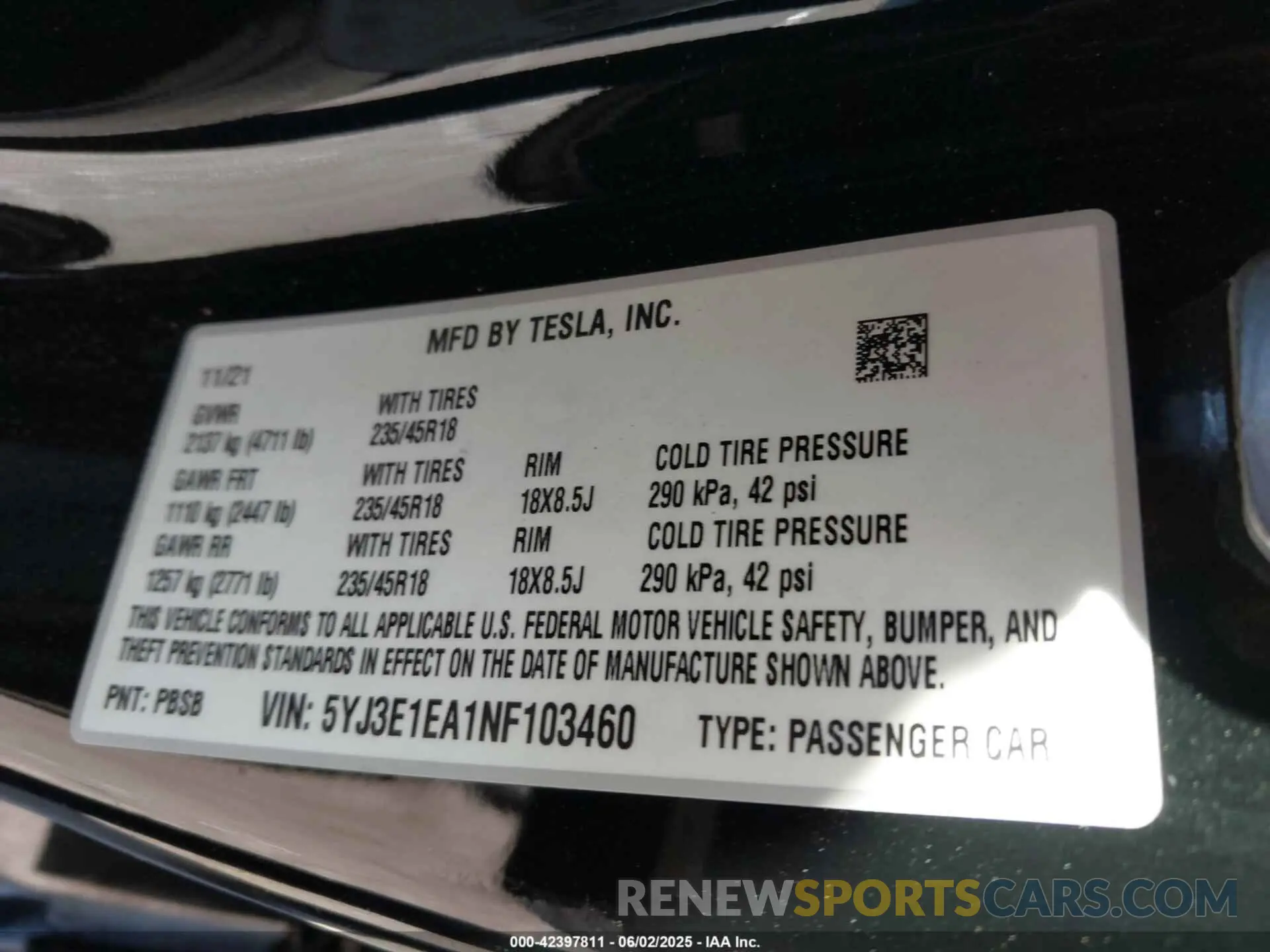 9 Photograph of a damaged car 5YJ3E1EA1NF103460 TESLA MODEL 3 2022