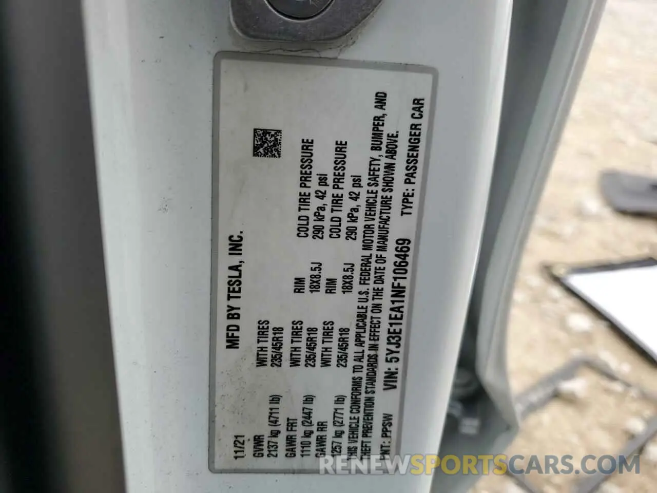 13 Photograph of a damaged car 5YJ3E1EA1NF106469 TESLA MODEL 3 2022