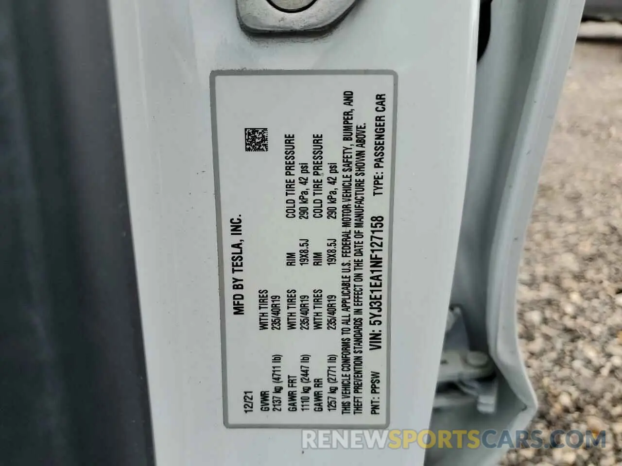 12 Photograph of a damaged car 5YJ3E1EA1NF127158 TESLA MODEL 3 2022