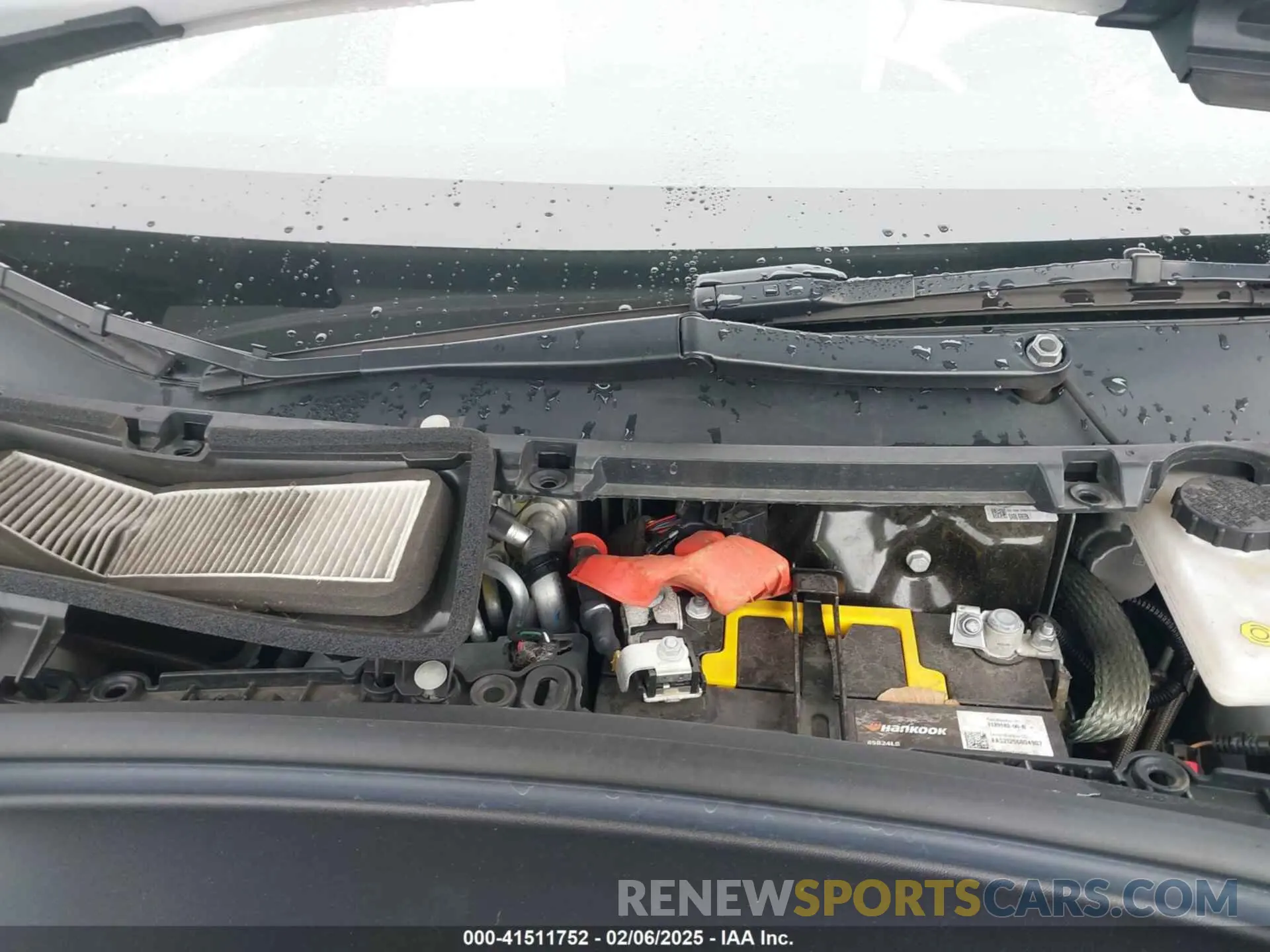 10 Photograph of a damaged car 5YJ3E1EA1NF134224 TESLA MODEL 3 2022