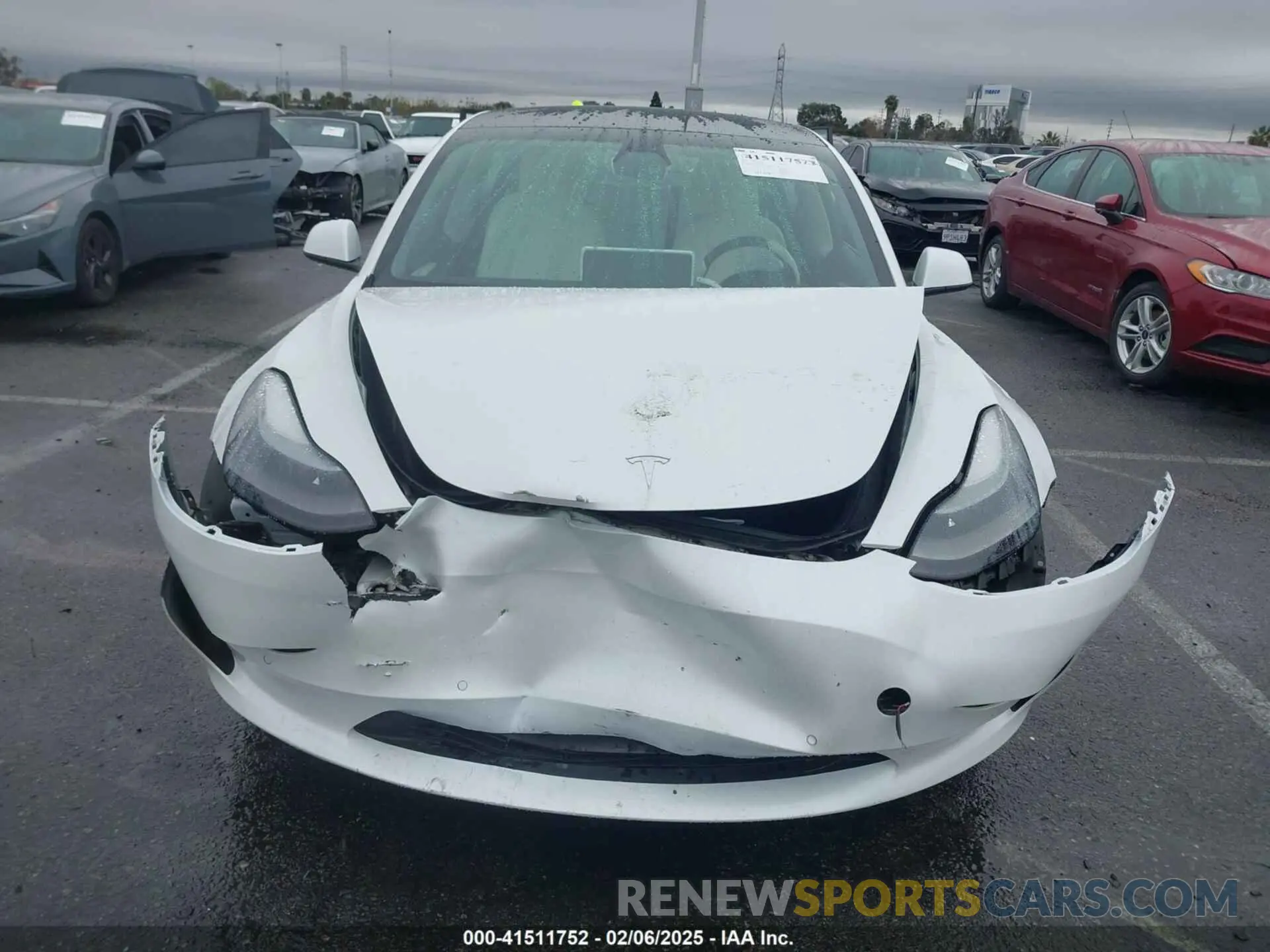 11 Photograph of a damaged car 5YJ3E1EA1NF134224 TESLA MODEL 3 2022