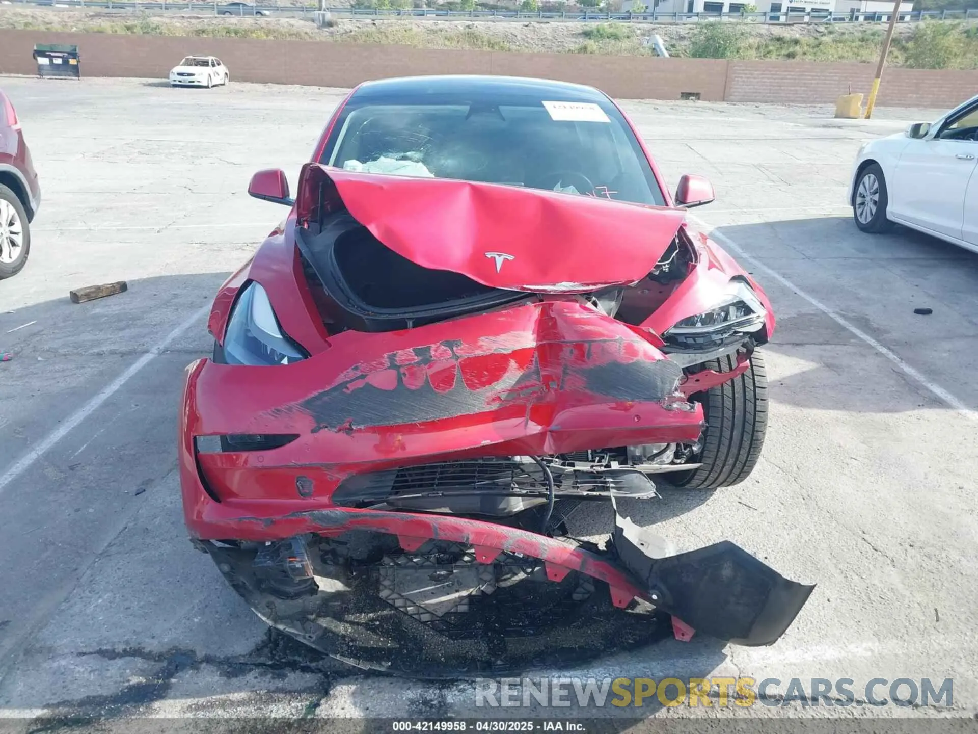 12 Photograph of a damaged car 5YJ3E1EA1NF138984 TESLA MODEL 3 2022