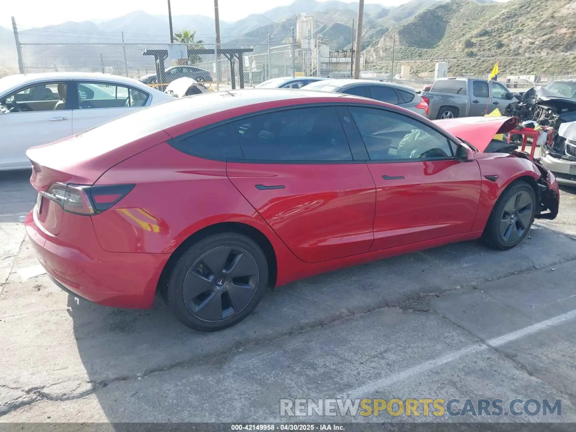 13 Photograph of a damaged car 5YJ3E1EA1NF138984 TESLA MODEL 3 2022