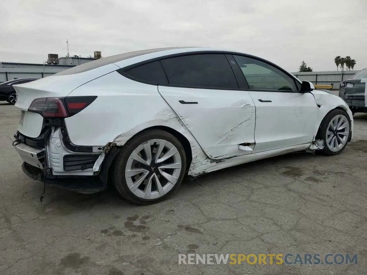 3 Photograph of a damaged car 5YJ3E1EA1NF143263 TESLA MODEL 3 2022