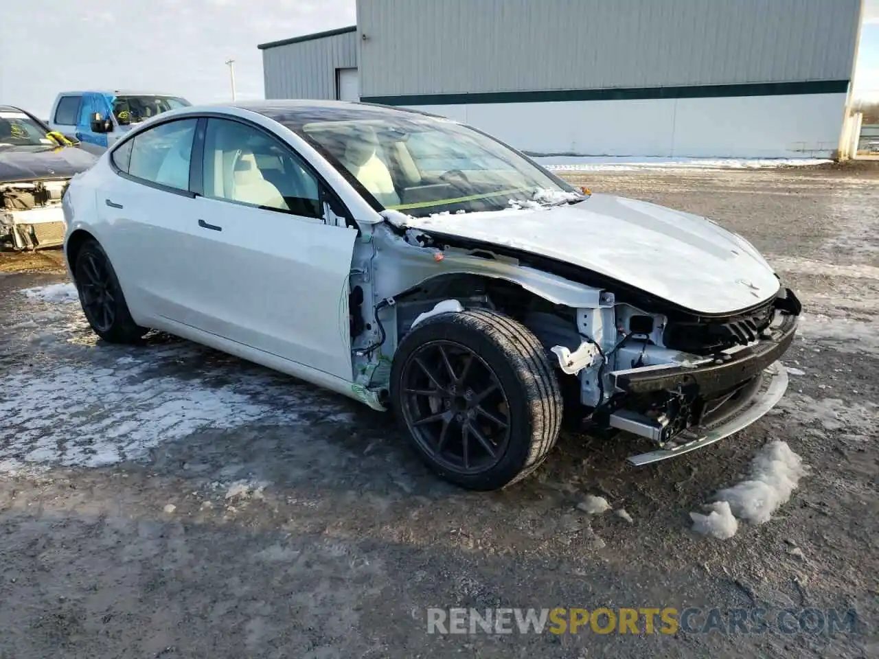 4 Photograph of a damaged car 5YJ3E1EA1NF153405 TESLA MODEL 3 2022